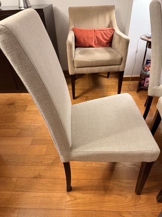 Cadeiras em tecido beje (x6)