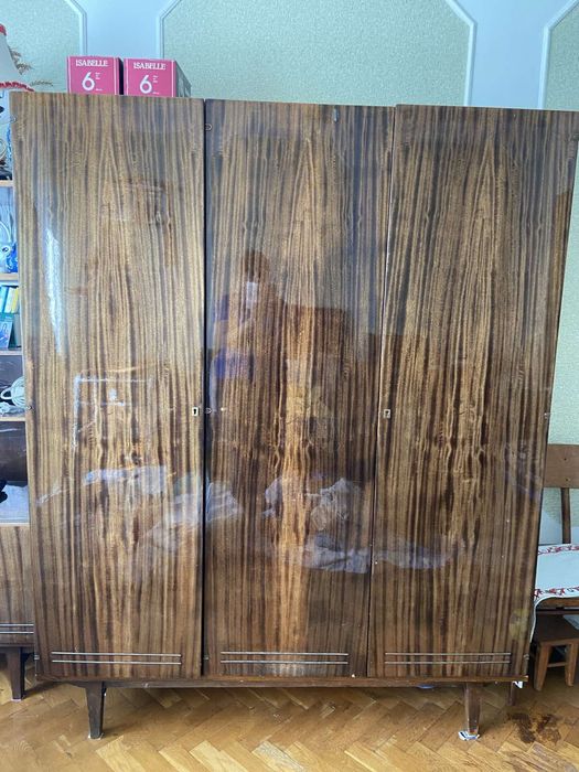 Шафа 3-х дверна САМОВИВІЗ