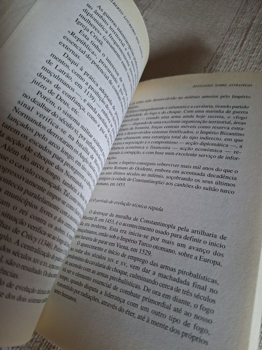 Reflexões Sobre Estratégia General Loureiro dos Santos