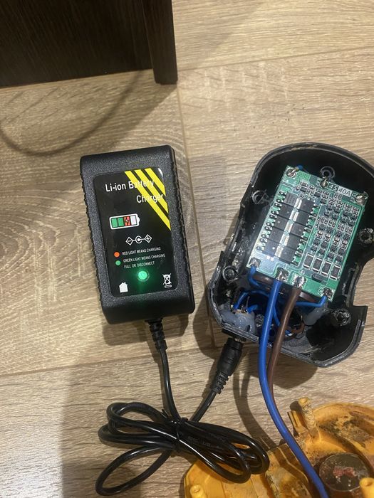 Перепаковка аккумуляторов электроинстумента 12v, 14,4v, 18v