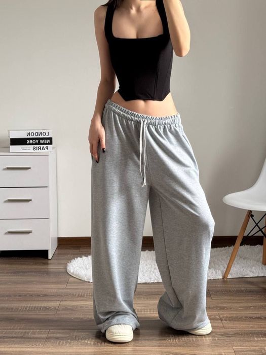 Прямі штани з затяжками знизу