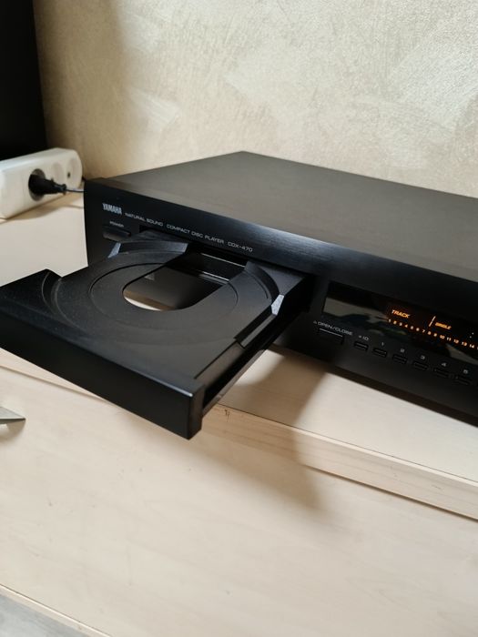 Сд YAMAHA CDX 470 стан!