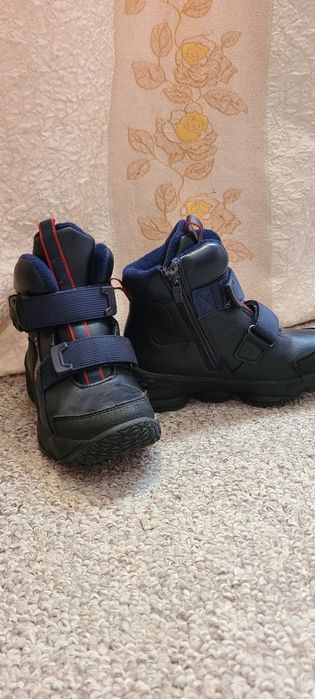 Зимові чоботи на хлопчика