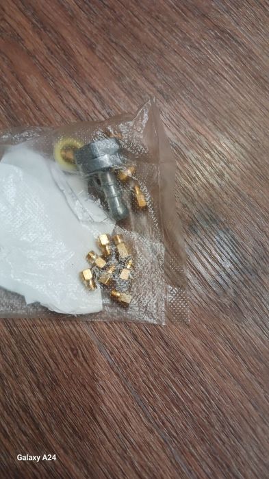 Інжектор для газової плити та шланг для газу і води