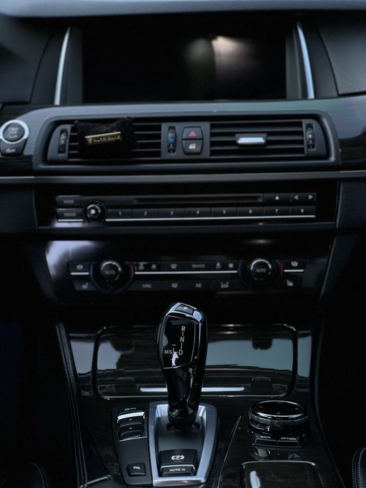 Продам BMW F10 535i stage2  (RWD)