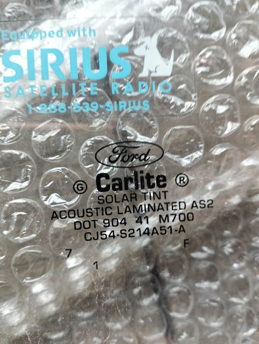 Стекло передане ліве форд ескейп 17 року