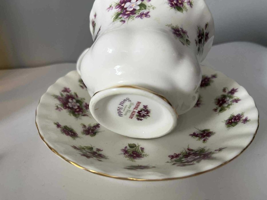 Porcelanowa filiżanka duo Royal Albert sweet violets fiołki