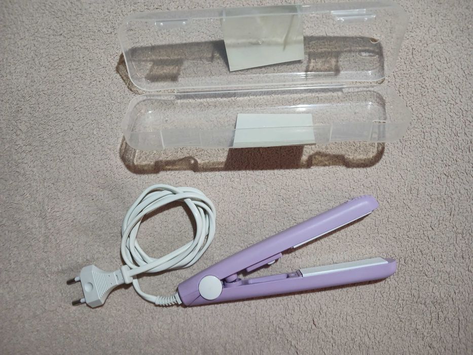 Випрамляч для волосся дорожній. Мініпраска Щипці для волосся.