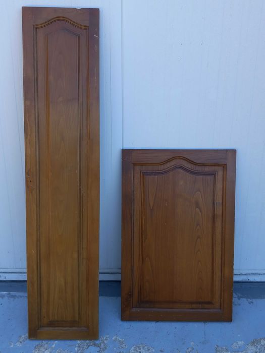 Armários cozinha em madeira maciça64285526759299122