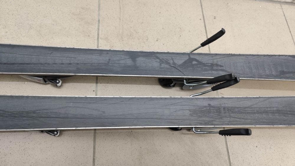Narty Tecno Carve 145cm