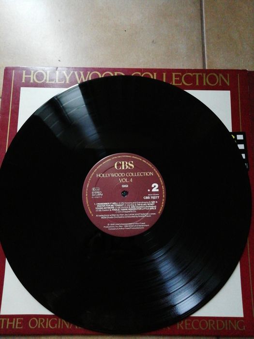 Gigi  ( vinil + pôster )