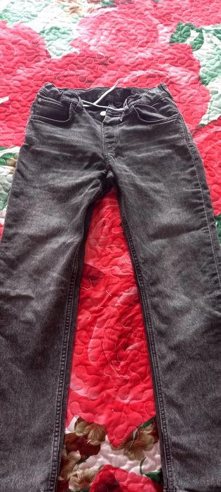 Джинсы на мальчика.