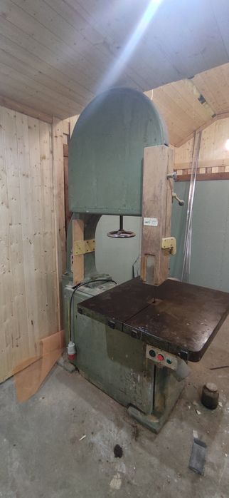 Piła taśmowa 800