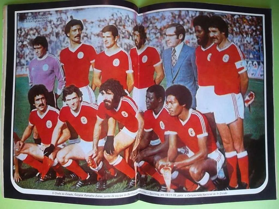 Mundo de Aventuras Especial 1978 com poster Benfica