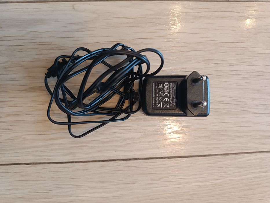 _._ Odkurzacz pionowy Bosch 28V Flexxo Gen2 Serie 4-ładowarka,zasilacz