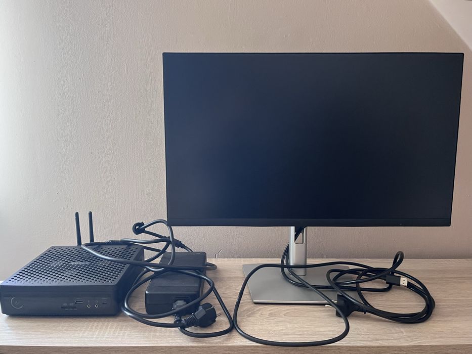 Komputer Zotac RTX 2060 6GB I5 10300H 16GB RAM 1 TB SSD + monitor Dell