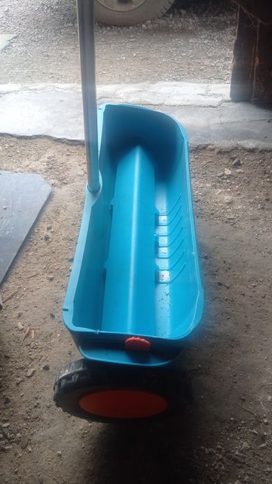 Sprzedam siewnik firmy gardena
