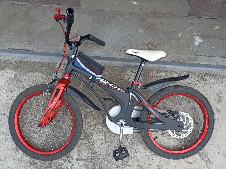 Велосипед (колесо 16")