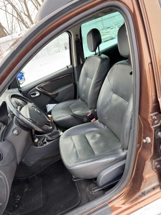 Продам Dacia Duster 2011