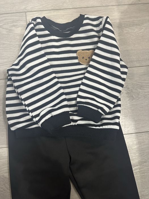 Продам детский костюм 92-98рр