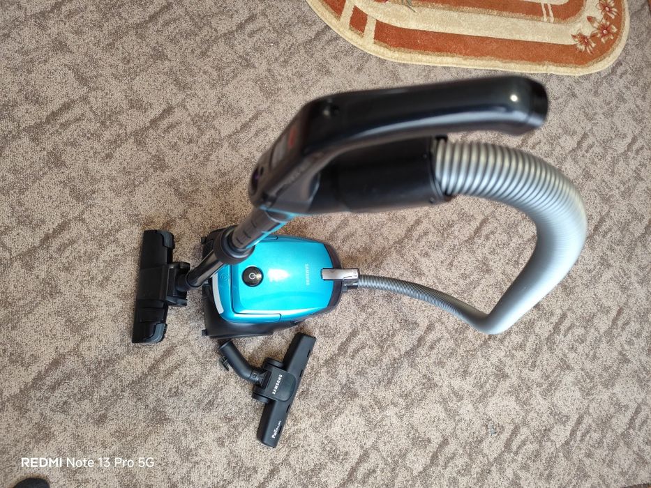 Пилосос samsung 2000 w у нормальному стані