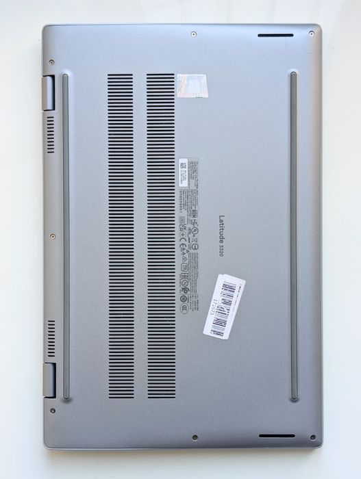 Тонкий ноутбук Dell Latitude 3320 Intel Core i3-1115G4 4/128-1Tb SSD