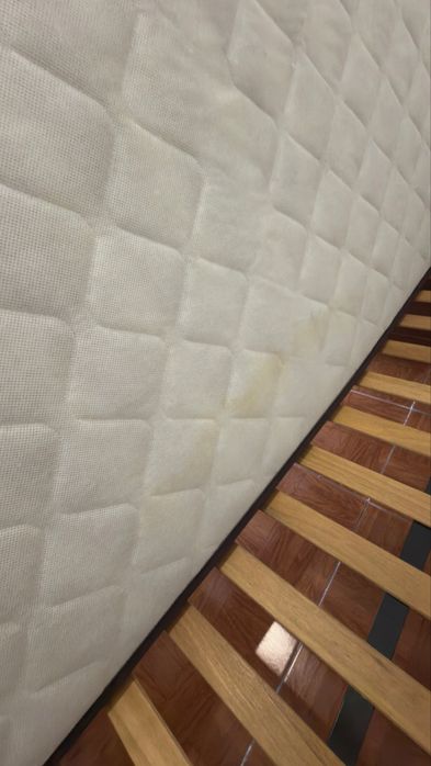 Base de cama + colchão