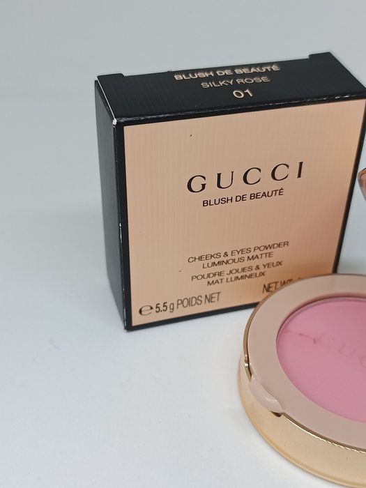 Gucci Blush De Beauté 01 Silky Rose – róż o matowym wykończeniu