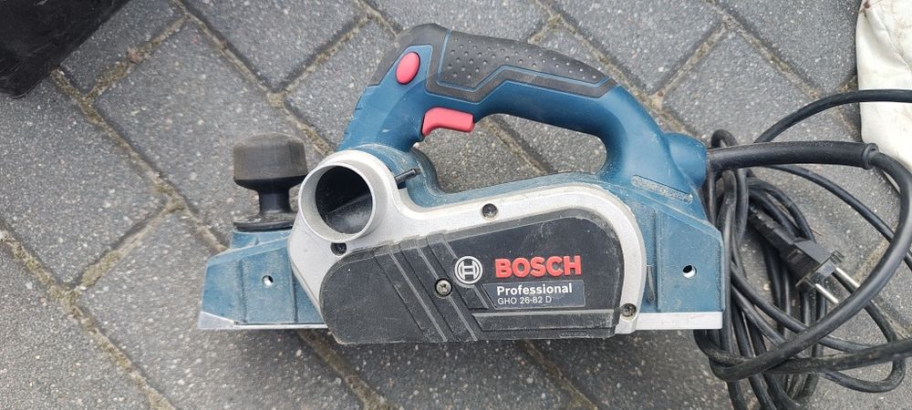 Strug Bosch elektryczny