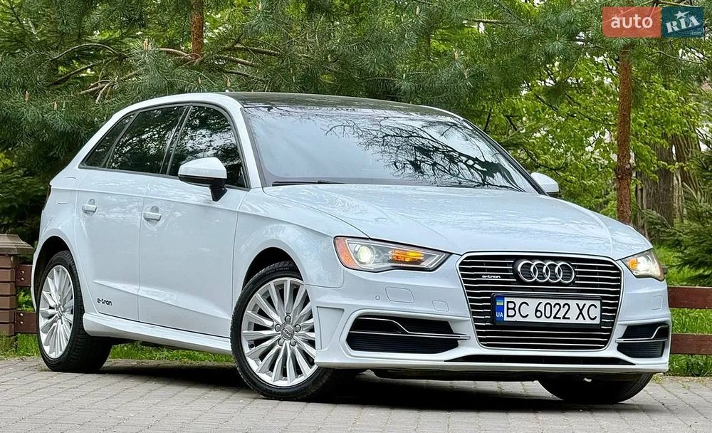 Audi A3 1.4 TFSI PHEV (204к.с.)