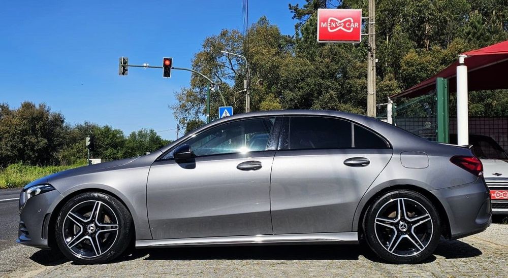 Mercedes-Benz A 180 Limousine d 7G-DCT AMG Line