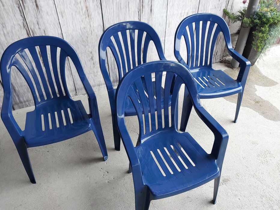 krzesła ogrodowe / 202