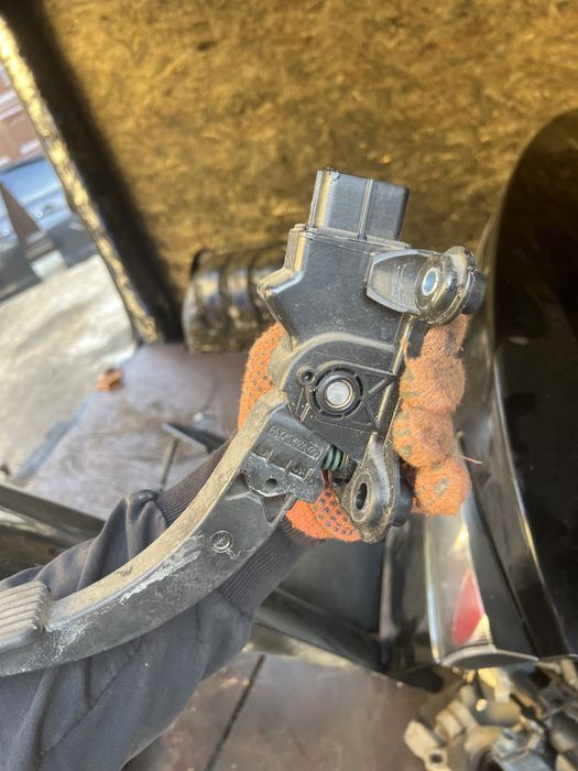 Педаль газа Mitsubishi lanser x лансер 10