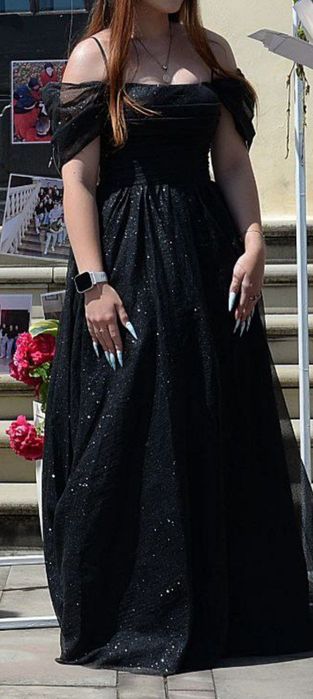 Випускне плаття з корсетом