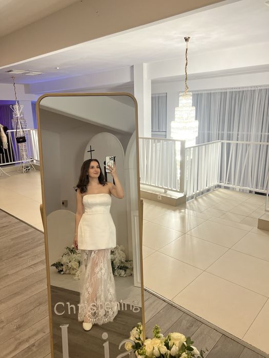 Сукня з мереживом