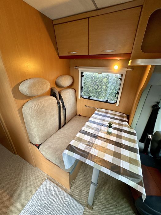 Autocaravana Perfilada Moovéo com Cama Central