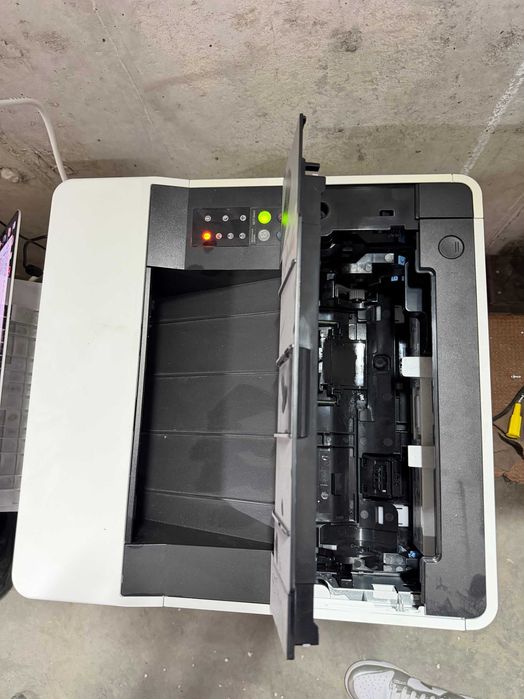 Надійний лазерний принтер Kyocera ECOSYS P2235dw (Білий) | Wi-Fi, Двосторонній друк