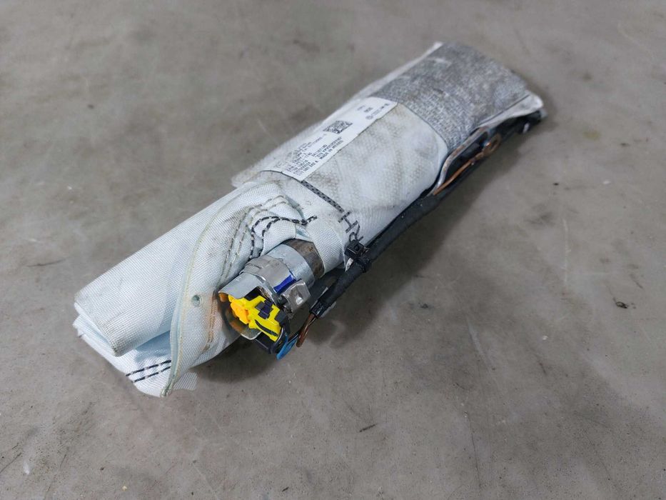 Volkswagen Passat B8 16-19 Подушка безопасности сидение правая