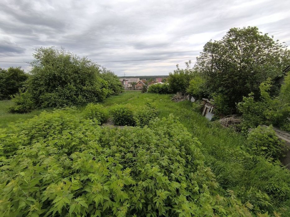 ЗАБІР'Я! Продаж Ділянки 9.5 сотки . Забудова .Світло, вода, Газ!