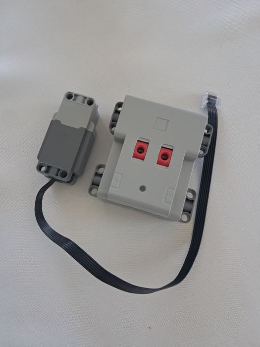 Zestaw Lego Power up 88015 i 88013 Silnik L Pojemnik na baterię