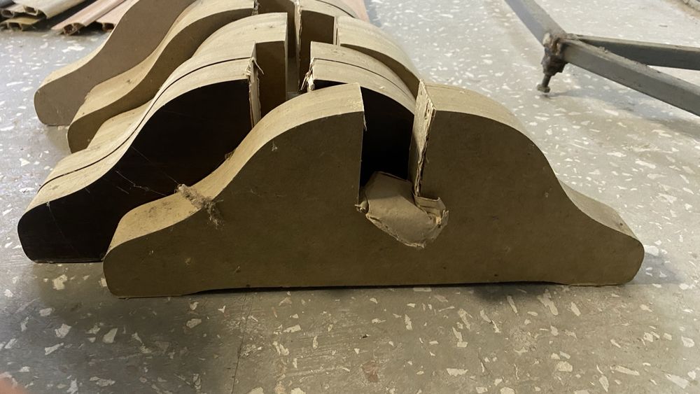 Підставки для зразків дверей в магазин