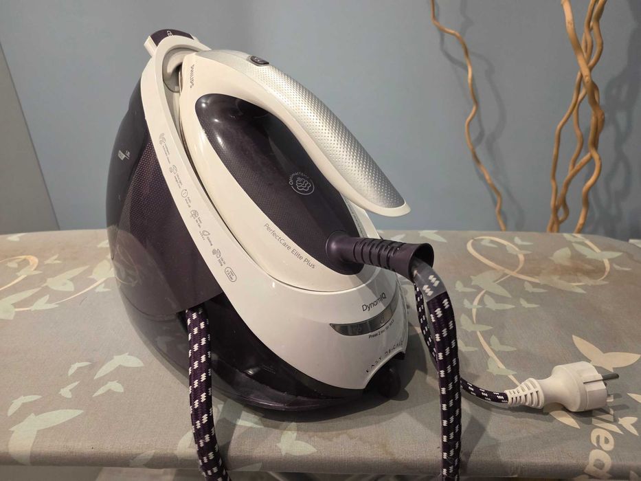 Philips GC9660 stacja parowa / żelazko