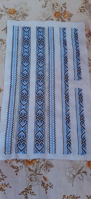 Вишиванки чоловічі вставки