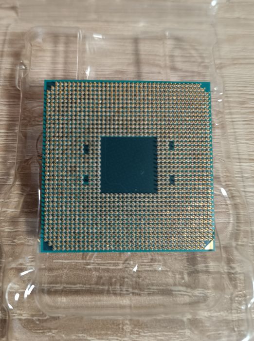 Ryzen 5 2600 - sem cooler