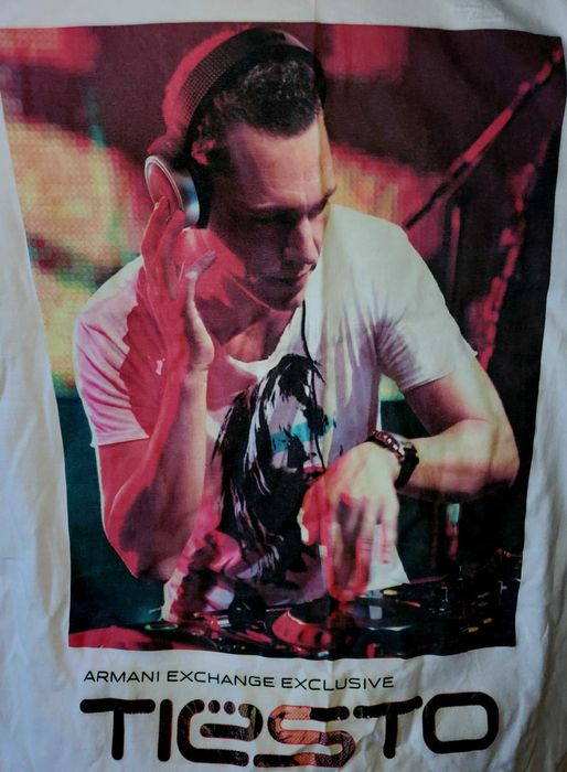 футболка  tiesto armani exchange с рисунком принт