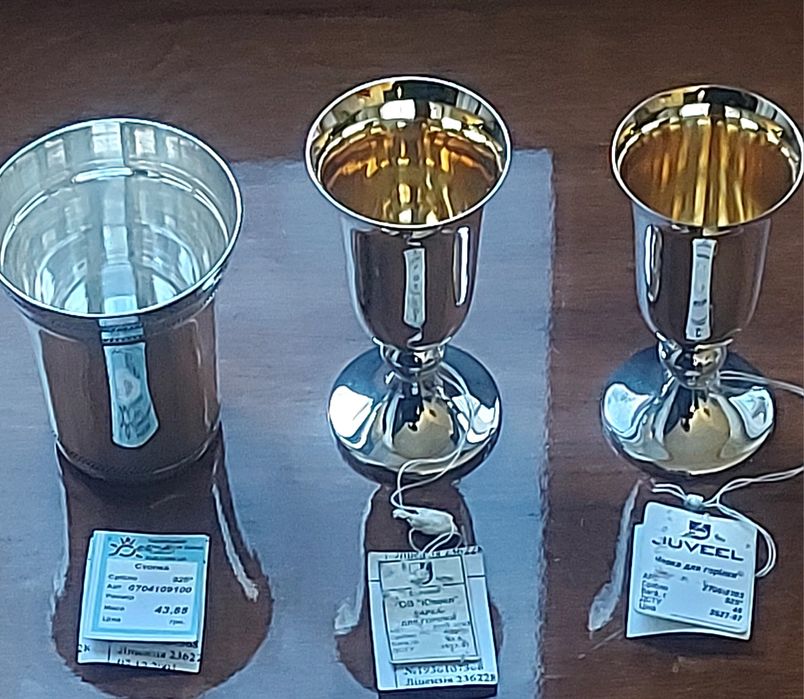 Продаётся столовое серебро