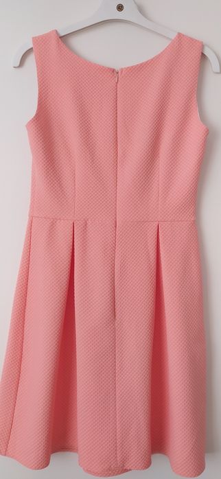 Elegancka sukienka rozmiar M