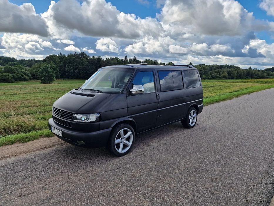 Volkswagen Caravelle
