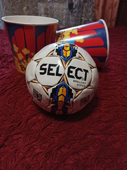 Футбольний м'яч м'яч Select Brillant Super TB.