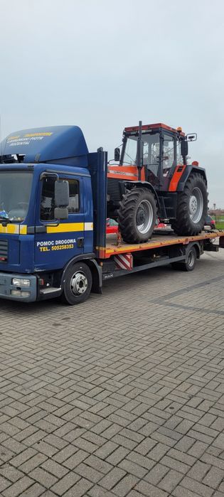 Usługi transportowe  maszyn domków Holenerskich itp